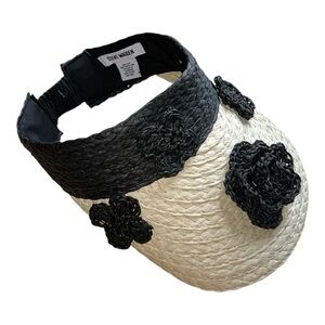NWT Steve Madden Black and Cream Woven Sun Visor